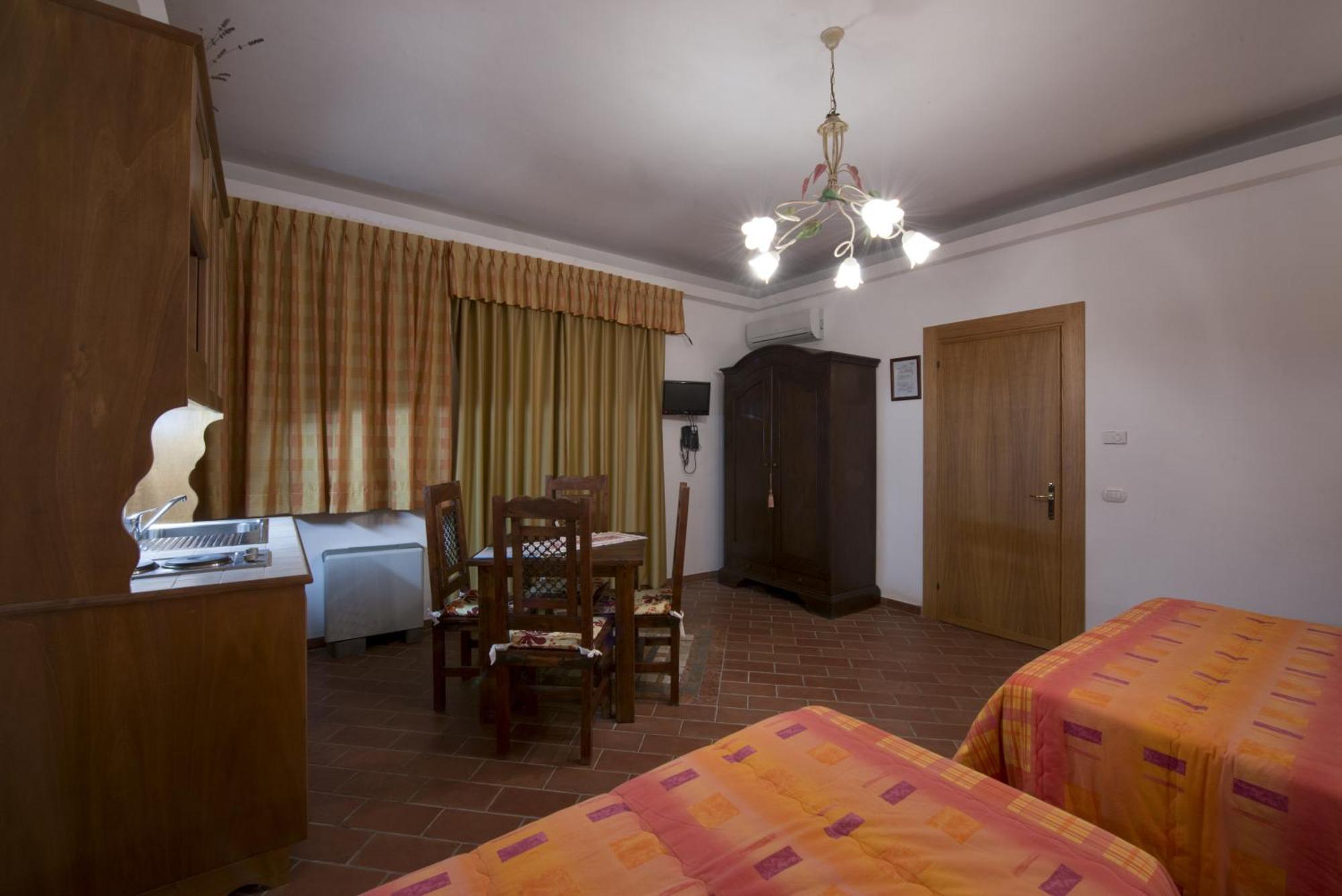 Cecco Di Nara Hotel Massarosa Phòng bức ảnh